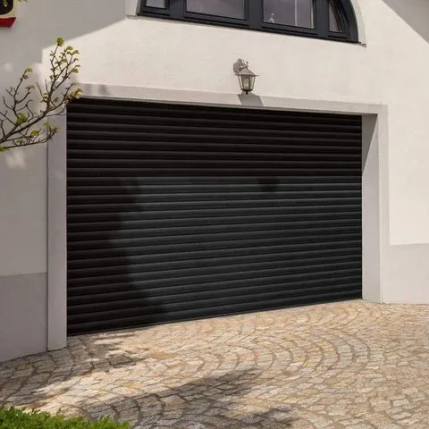 Porte de garage enroulable — Moirans